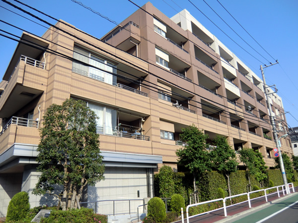 ライオンズガーデン志村の外観