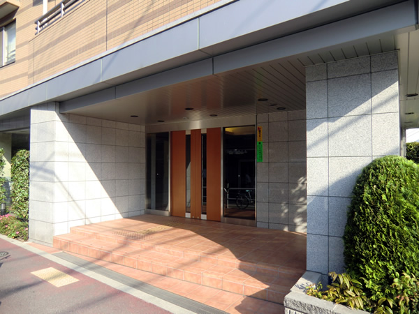 ライオンズガーデン志村の外観