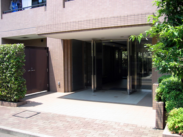 藤和シティコープ江田の外観