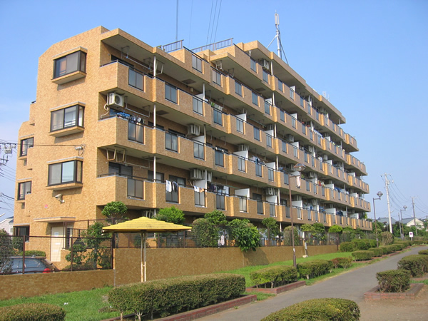 ライオンズマンション小田急相模原第5の外観