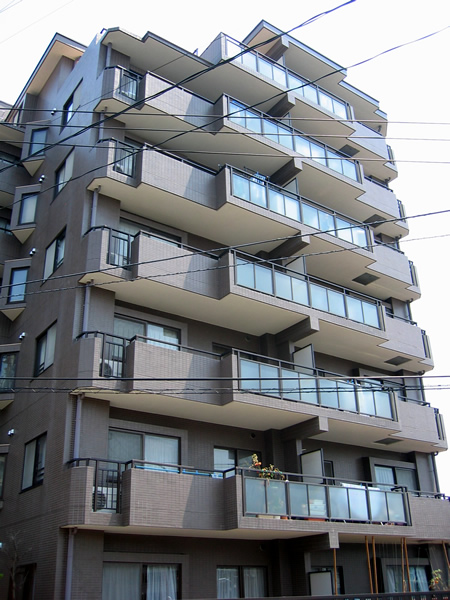 東急ドエルアルスあざみ野2番館の外観