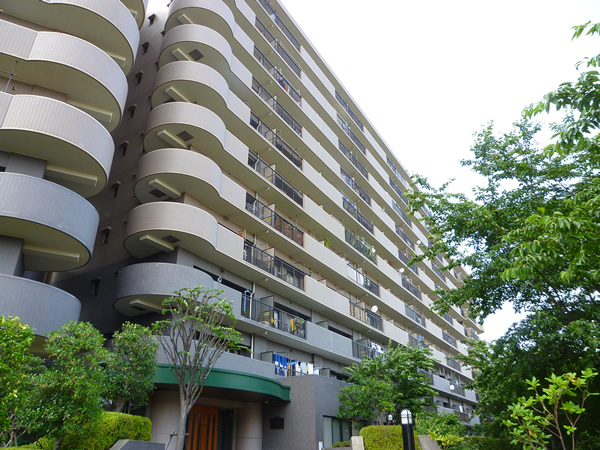 モアステージ桜ヶ丘の外観