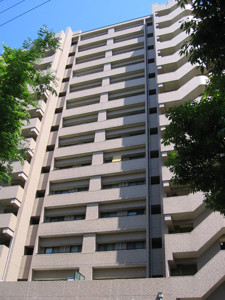 エクステ新横浜の外観