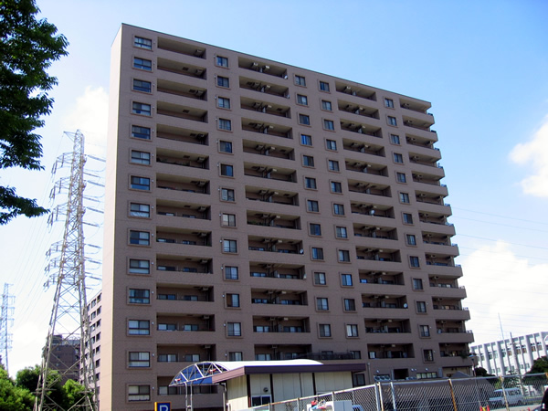 エクステ新横浜の外観