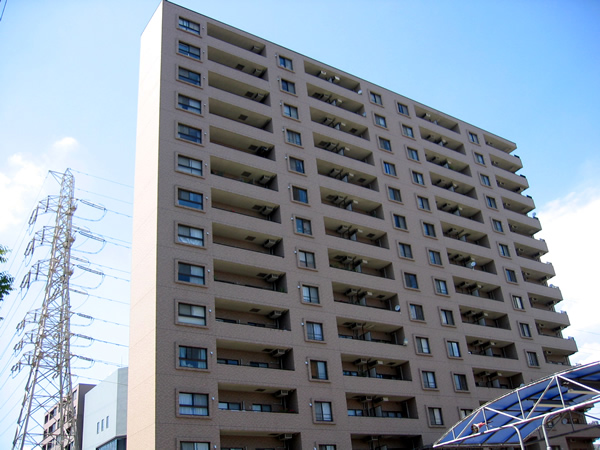 エクステ新横浜の外観