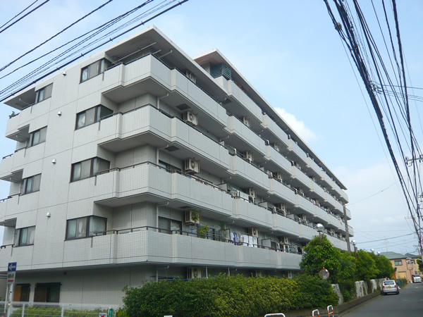 パシフィックパレス南林間の外観