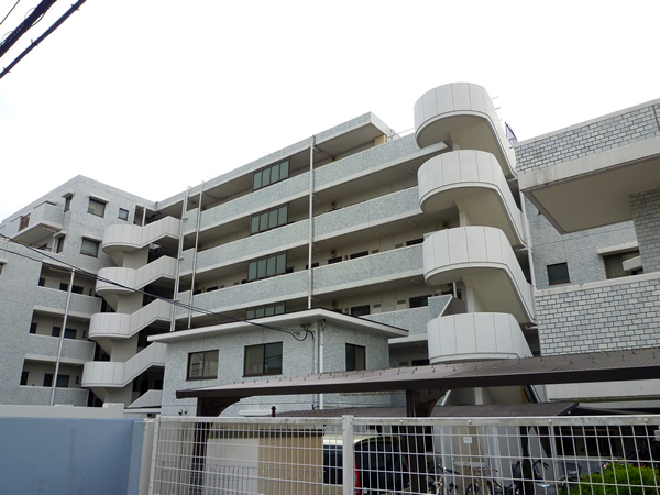 ライオンズマンション相模台第3の外観