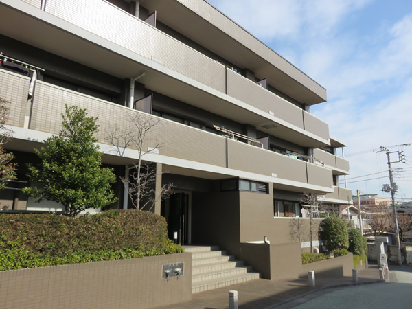 ライフヴィラ大森鹿島1番館の外観