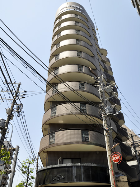 グリフィン横浜フィオーレの外観