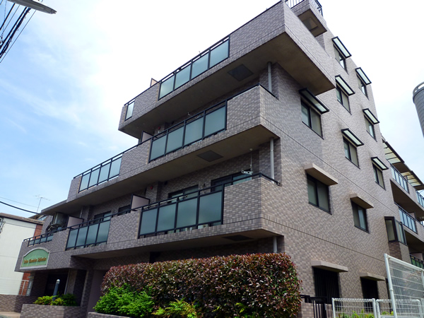 レゾン中央林間1番館の外観