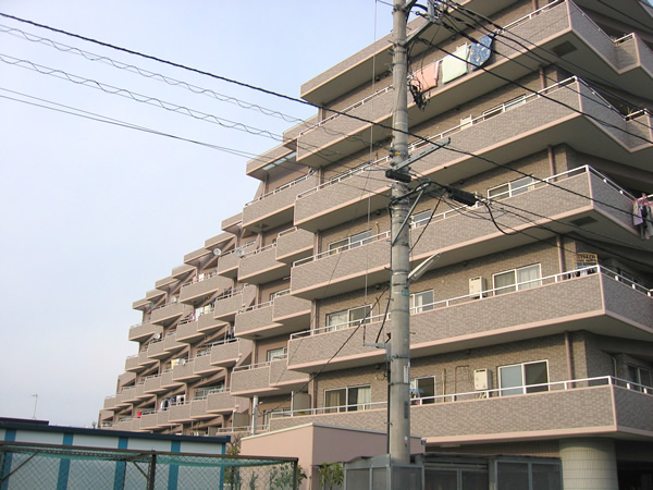 ロイヤルステージ海老名2の外観