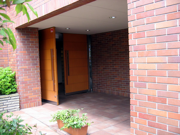 グランドメゾン藤が丘の外観