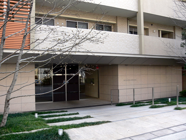 ブライシス青葉台の外観