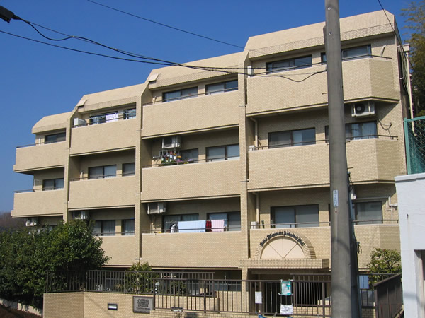 ライオンズマンション青葉台第6の外観