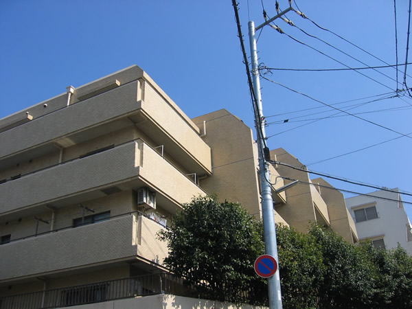 ライオンズマンション青葉台第6の外観