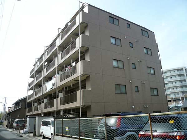 モナークレガリア調布多摩川の外観