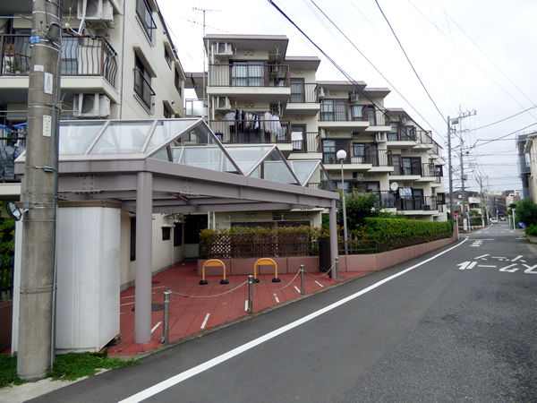 グリーンコーポ中央林間の外観