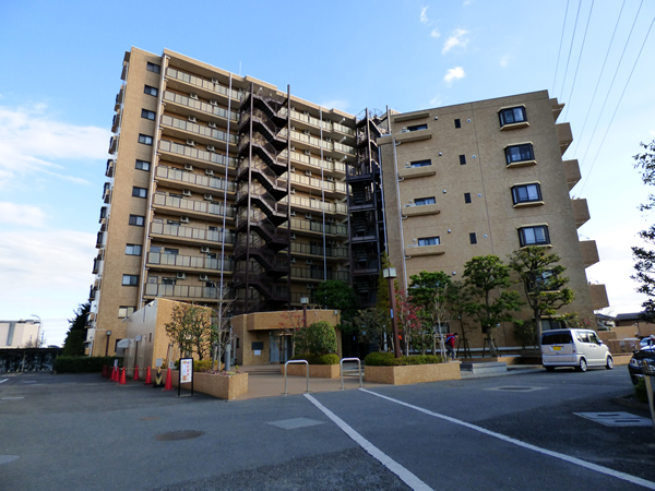 ライオンズマンション中央林間第7の外観