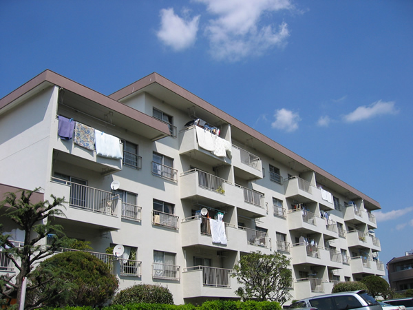 東急市が尾ドエリングD棟の外観