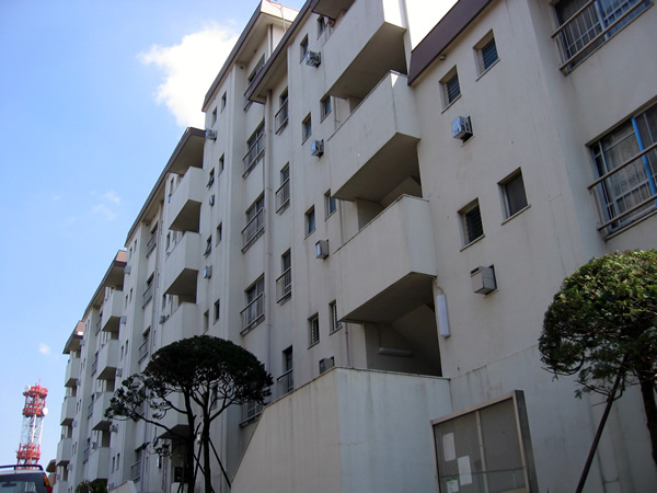 東急市が尾ドエリングD棟の外観