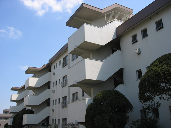 東急市が尾ドエリングＢ棟の外観