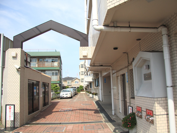 コスモ梶ヶ谷の外観