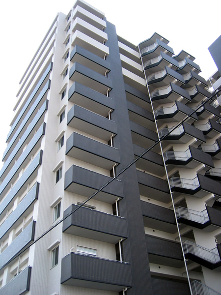 D'クラディア秦野本町の外観