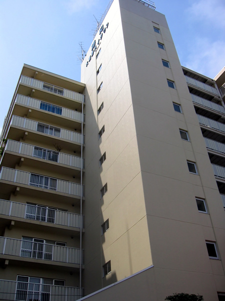 藤和大秦野ハイタウンの外観