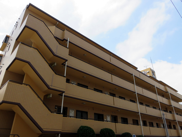 ホーユウパレス秦野2の外観