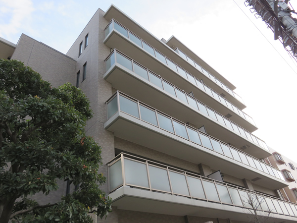 パロス大森鹿島の外観