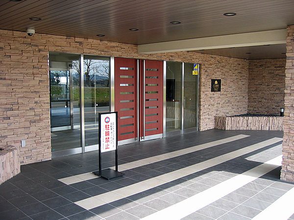 シーズガーデン府中多摩川の外観