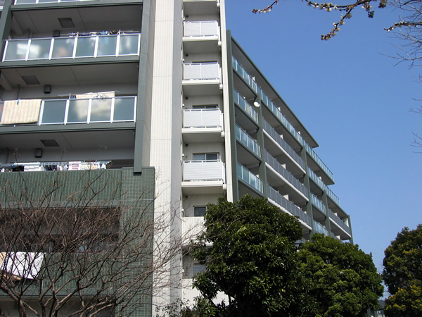 ルイシャトレ府中是政の外観