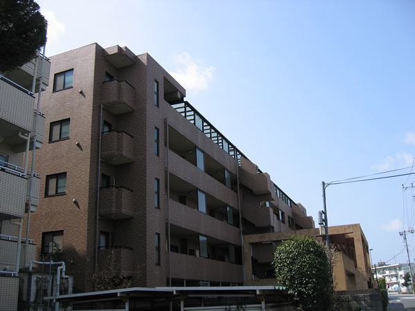 ダイアパレスグランジェ府中是政の外観