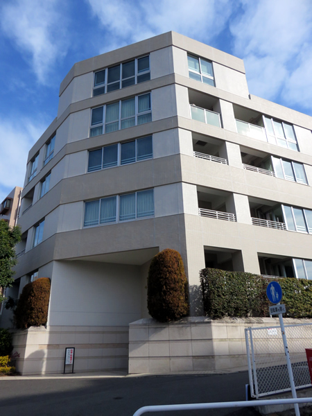 プラウド大森鹿島の外観