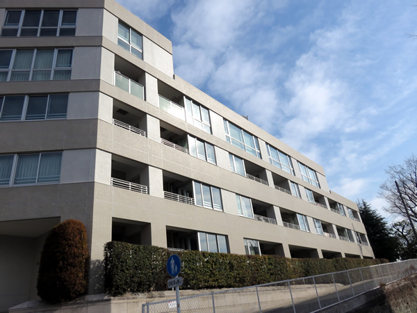 プラウド大森鹿島の外観