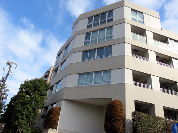 プラウド大森鹿島の外観