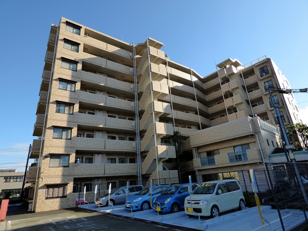 グリーンヒルズひばりが丘の外観