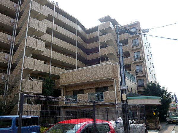 グリーンヒルズひばりが丘の外観