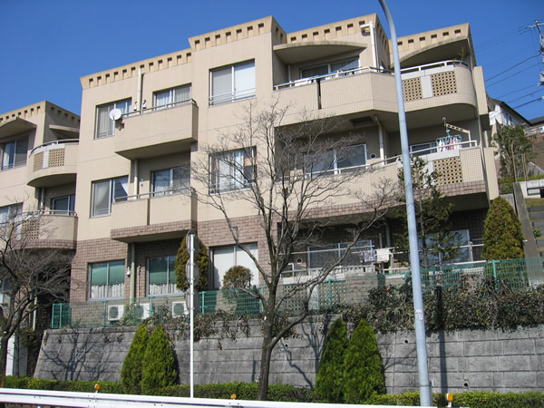 東急ドエルウィンディコートたまプラーザの外観