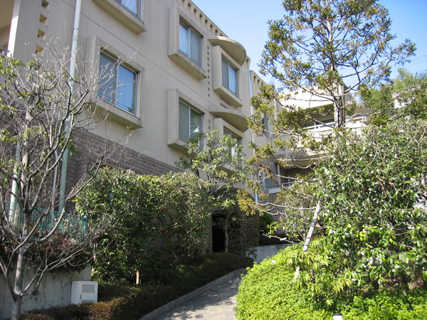 東急ドエルウィンディコートたまプラーザの外観