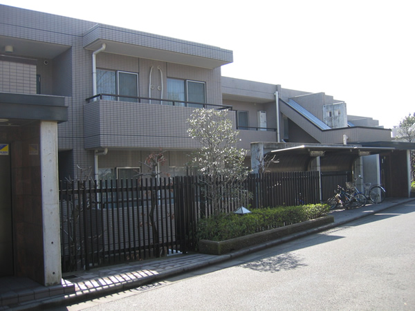 青葉台ガーデンハウスの外観