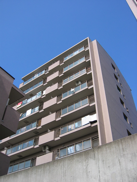 ヒルトップコートきらめきの街6番館の外観