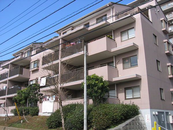 ヒルトップコートきらめきの街５番館の外観