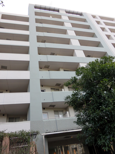 イオシスガーデンの外観