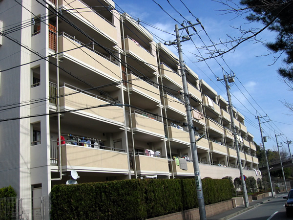 リステージアヴェージュの外観