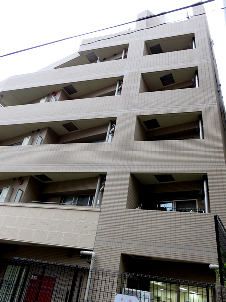 デュオスカーラ渋谷の外観