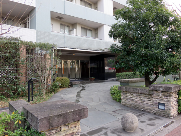 イオシスガーデンの外観