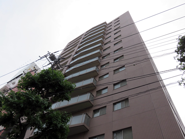 アデニウム新横浜の外観