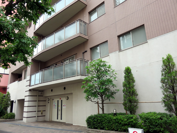 アデニウム新横浜の外観