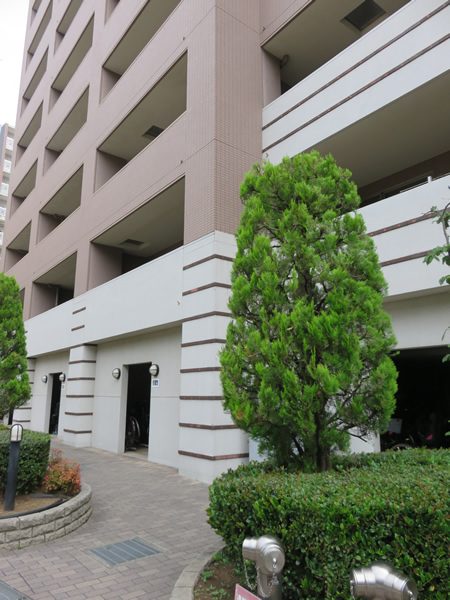 アデニウム新横浜の外観